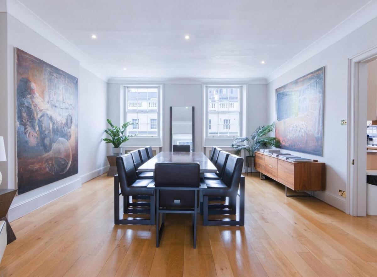 Appartamento 3 Bedroom Luxury In Eaton Square Londra